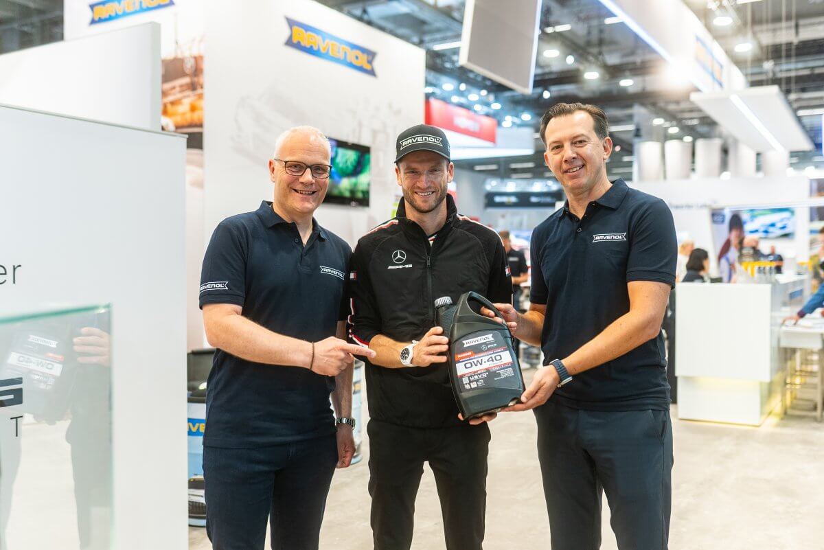 from left: Martin Huning (Director RAVENOL Motorsport), Maro Engel (Mercedes-AMG Performance Driver), Paul Becher (CEO RAVENOL)