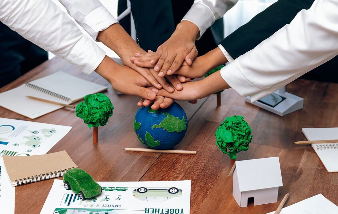 Working together with employees for climate protection Working together with employees for climate protection