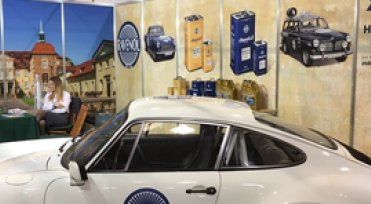 RAVENOL showcases itself at the world fair for classic cars