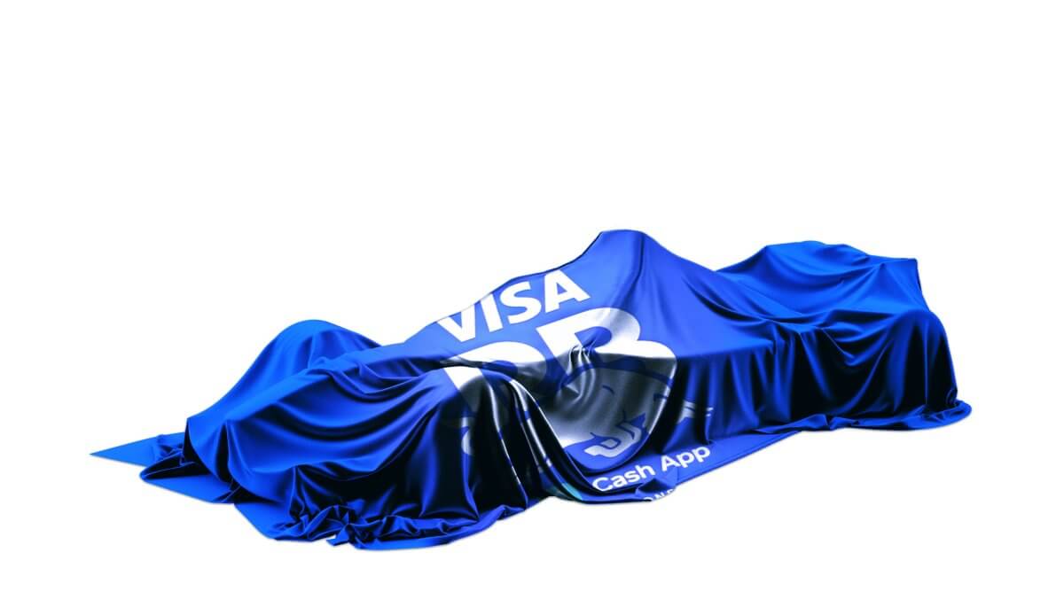 Der Formel 1 Wagen in Laken gehüllt