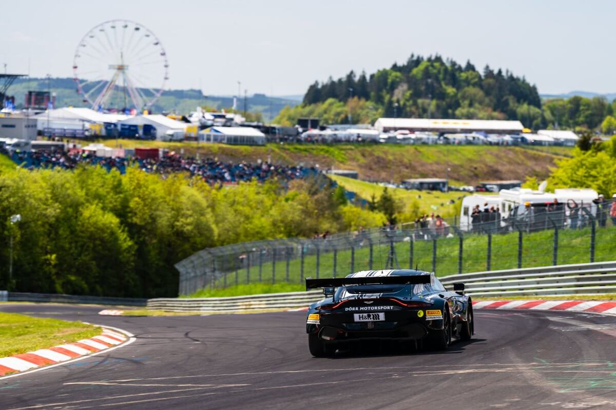 Doerr Motorsport mit dem Aston Martin Vantage AMR GT3 Doerr Motorsport mit dem Aston Martin Vantage AMR GT3