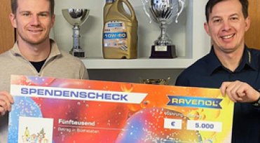 Virtual greetings and a merry e-Christmas from RAVENOL and F1 driver Nico Hülkenberg